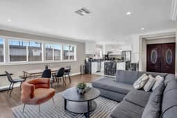 Bright & Cozy 4BR Anaheim Escape