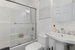 Cute Gated Studio Unit B