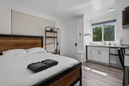 Cute Gated Studio Unit B