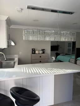Newly remodeled Studio, great stop for road trip.