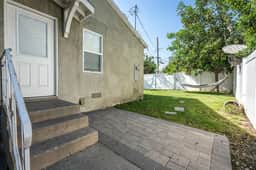 Stylish Dwelling Near LA & OC - TWO Br Carson LB