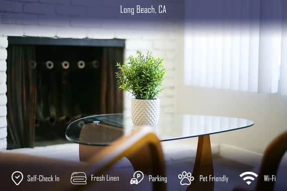 Chic Townhome Private Pool Sleeps 8+