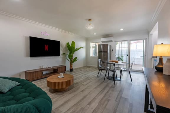 Spacious 3BR Townhome for Groups & Getaways